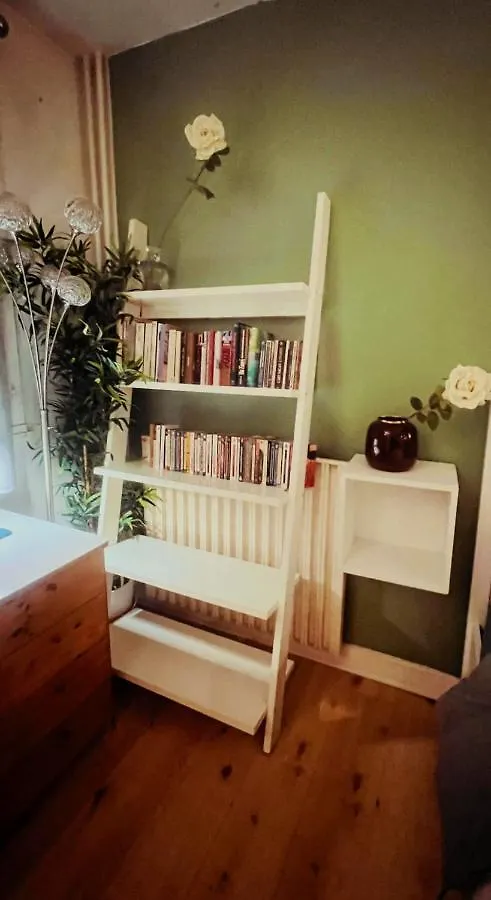 Studio Accueillant Au Coeur De Paris 30 M² Tout Inclus Franciaország